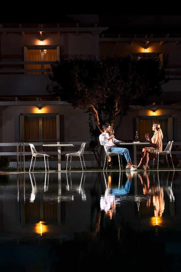 Perigiali Hotel Skyros Exterior photo